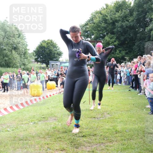 16.06.2024 - 26. Vierlanden-Triathlon Lena Gebhardt http://msf.ph/oto/6303969 16.06.2024 11:16:27 Schwimmen 522, 526, 543, 597, 621, 625, 522, 526, 543, 597, 621, 625 meine-sportfotos.de