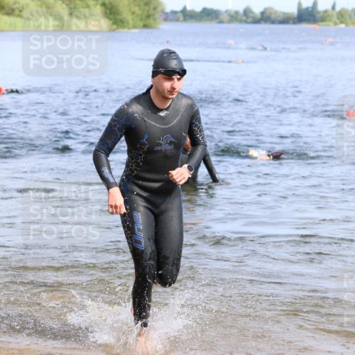 16.06.2024 - 26. Vierlanden-Triathlon Strokosch-Dieckow http://msf.ph/oto/6303974 16.06.2024 09:46:17 Schwimmen 22, 92, 173, 22, 92, 173 meine-sportfotos.de