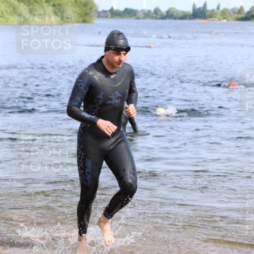 16.06.2024 - 26. Vierlanden-Triathlon Strokosch-Dieckow http://msf.ph/oto/6303989 16.06.2024 09:46:17 Schwimmen 22, 92, 173, 22, 92, 173 meine-sportfotos.de