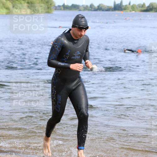 16.06.2024 - 26. Vierlanden-Triathlon Strokosch-Dieckow http://msf.ph/oto/6304005 16.06.2024 09:46:18 Schwimmen 22, 92, 173, 22, 92, 173 meine-sportfotos.de