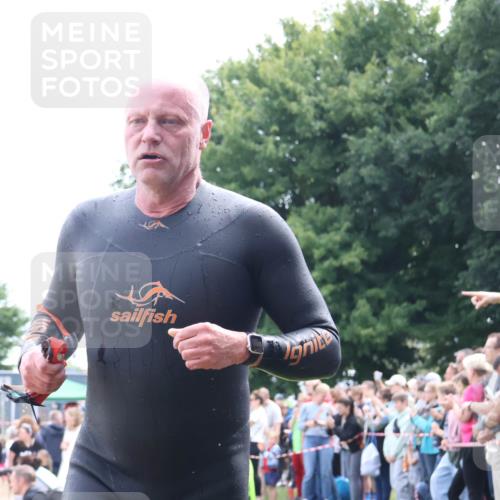16.06.2024 - 26. Vierlanden-Triathlon Lena Gebhardt http://msf.ph/oto/6304022 16.06.2024 11:16:32 Schwimmen 484, 543, 597, 625, 484, 543, 597, 625 meine-sportfotos.de