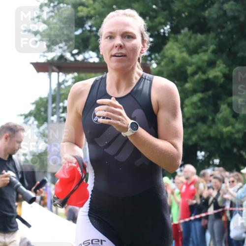16.06.2024 - 26. Vierlanden-Triathlon Lena Gebhardt http://msf.ph/oto/6304092 16.06.2024 11:16:46 Schwimmen 482, 484, 502, 549, 568, 577, 591, 637, 482, 484, 502, 549, 568, 577, 591, 637 meine-sportfotos.de