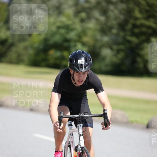 16.06.2024 - 26. Vierlanden-Triathlon Jannik Wohlers http://msf.ph/oto/6304098 16.06.2024 11:40:20 Radfahren 6, 131, 320 meine-sportfotos.de