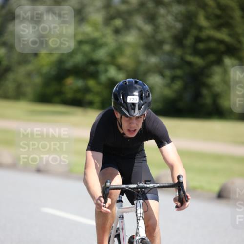16.06.2024 - 26. Vierlanden-Triathlon Jannik Wohlers http://msf.ph/oto/6304105 16.06.2024 11:40:20 Radfahren 6, 131, 320 meine-sportfotos.de