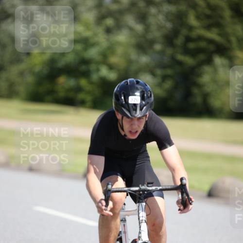 16.06.2024 - 26. Vierlanden-Triathlon Jannik Wohlers http://msf.ph/oto/6304106 16.06.2024 11:40:20 Radfahren 6, 131, 320 meine-sportfotos.de