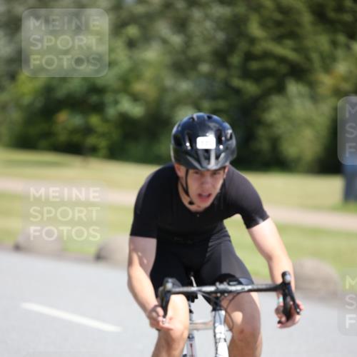 16.06.2024 - 26. Vierlanden-Triathlon Jannik Wohlers http://msf.ph/oto/6304123 16.06.2024 11:40:20 Radfahren 6, 131, 320 meine-sportfotos.de