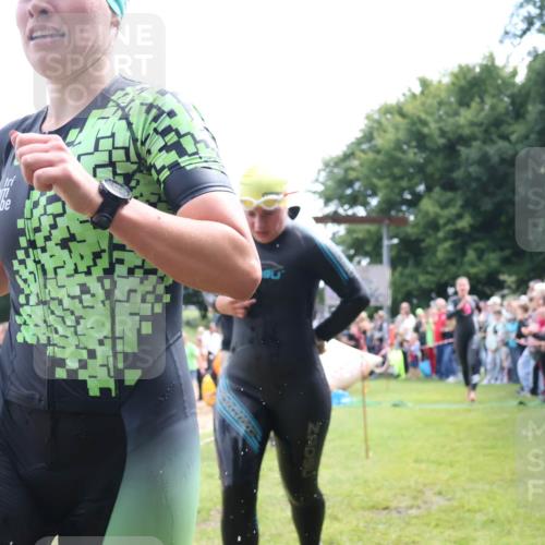 16.06.2024 - 26. Vierlanden-Triathlon Lena Gebhardt http://msf.ph/oto/6304142 16.06.2024 11:16:52 Schwimmen 477, 482, 485, 502, 549, 568, 577, 586, 591, 637, 477, 482, 485, 502, 549, 568, 577, 586, 591, 637 meine-sportfotos.de