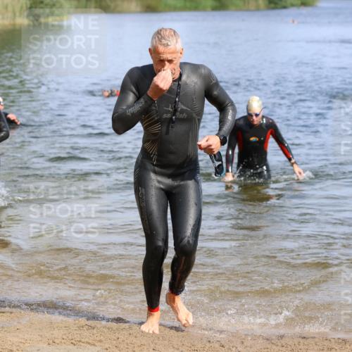 16.06.2024 - 26. Vierlanden-Triathlon Strokosch-Dieckow http://msf.ph/oto/6304167 16.06.2024 09:46:29 Schwimmen 22, 89, 138, 168, 173, 22, 89, 138, 168, 173 meine-sportfotos.de