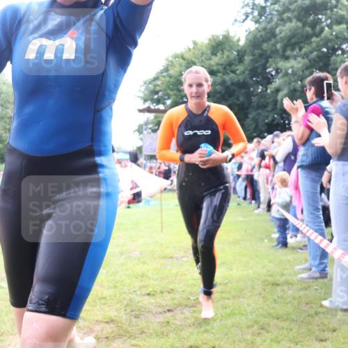 16.06.2024 - 26. Vierlanden-Triathlon Lena Gebhardt http://msf.ph/oto/6304212 16.06.2024 11:16:59 Schwimmen 477, 482, 485, 549, 586, 591, 637, 477, 482, 485, 549, 586, 591, 637 meine-sportfotos.de