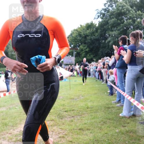 16.06.2024 - 26. Vierlanden-Triathlon Lena Gebhardt http://msf.ph/oto/6304224 16.06.2024 11:17:00 Schwimmen 477, 482, 485, 549, 586, 591, 637, 477, 482, 485, 549, 586, 591, 637 meine-sportfotos.de