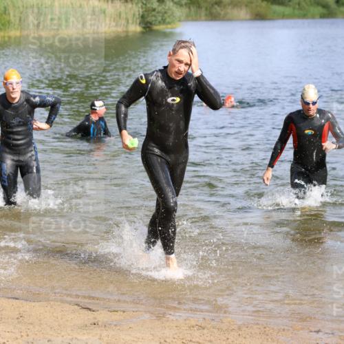 16.06.2024 - 26. Vierlanden-Triathlon Strokosch-Dieckow http://msf.ph/oto/6304277 16.06.2024 09:46:31 Schwimmen 22, 89, 115, 138, 168, 173, 22, 89, 115, 138, 168, 173 meine-sportfotos.de