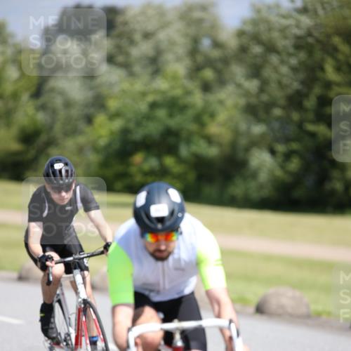 16.06.2024 - 26. Vierlanden-Triathlon Jannik Wohlers http://msf.ph/oto/6304315 16.06.2024 11:40:23 Radfahren 76, 131, 244, 254, 262, 320 meine-sportfotos.de