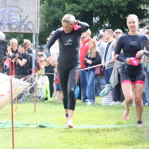 16.06.2024 - 26. Vierlanden-Triathlon Lena Gebhardt http://msf.ph/oto/6304317 16.06.2024 11:17:25 Schwimmen 474, 487, 509, 604, 474, 487, 509, 604 meine-sportfotos.de
