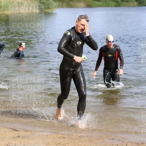 16.06.2024 - 26. Vierlanden-Triathlon Strokosch-Dieckow http://msf.ph/oto/6304326 16.06.2024 09:46:32 Schwimmen 89, 115, 138, 168, 173, 89, 115, 138, 168, 173 meine-sportfotos.de