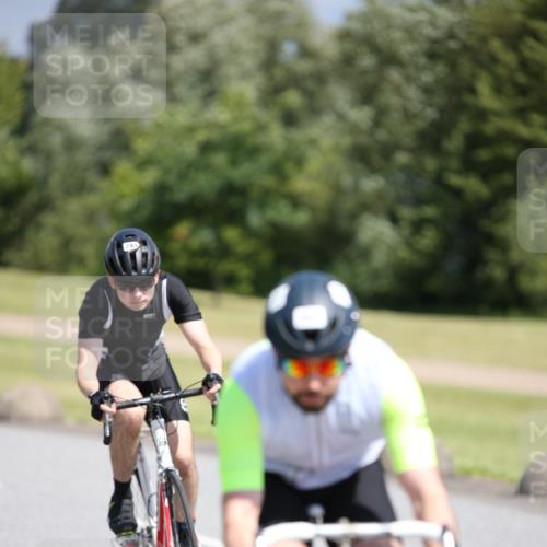 16.06.2024 - 26. Vierlanden-Triathlon Jannik Wohlers http://msf.ph/oto/6304337 16.06.2024 11:40:23 Radfahren 76, 131, 244, 254, 262, 320 meine-sportfotos.de