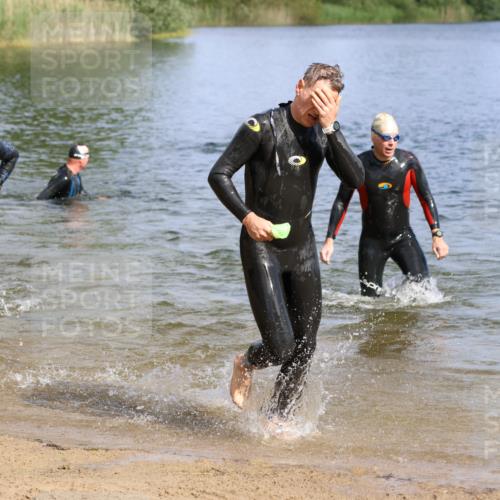 16.06.2024 - 26. Vierlanden-Triathlon Strokosch-Dieckow http://msf.ph/oto/6304342 16.06.2024 09:46:32 Schwimmen 89, 115, 138, 168, 173, 89, 115, 138, 168, 173 meine-sportfotos.de