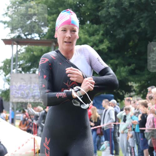 16.06.2024 - 26. Vierlanden-Triathlon Lena Gebhardt http://msf.ph/oto/6304395 16.06.2024 11:17:33 Schwimmen 412, 487, 509, 556, 627, 412, 487, 509, 556, 627 meine-sportfotos.de