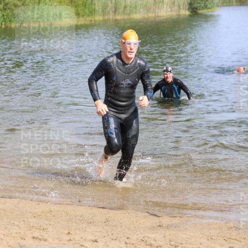 16.06.2024 - 26. Vierlanden-Triathlon Strokosch-Dieckow http://msf.ph/oto/6304440 16.06.2024 09:46:34 Schwimmen 89, 115, 138, 168, 89, 115, 138, 168 meine-sportfotos.de