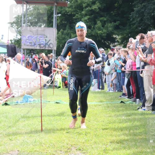 16.06.2024 - 26. Vierlanden-Triathlon Lena Gebhardt http://msf.ph/oto/6304452 16.06.2024 11:17:41 Schwimmen 412, 487, 556, 627, 412, 487, 556, 627 meine-sportfotos.de