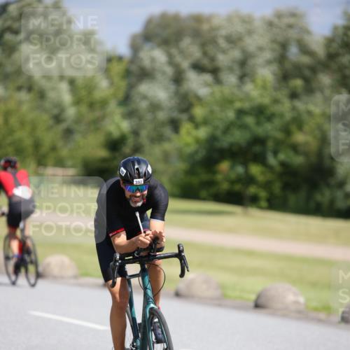 16.06.2024 - 26. Vierlanden-Triathlon Jannik Wohlers http://msf.ph/oto/6304469 16.06.2024 11:40:33 Radfahren 8, 170, 274, 287, 392, 446 meine-sportfotos.de