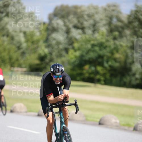16.06.2024 - 26. Vierlanden-Triathlon Jannik Wohlers http://msf.ph/oto/6304474 16.06.2024 11:40:33 Radfahren 8, 170, 274, 287, 392, 446 meine-sportfotos.de