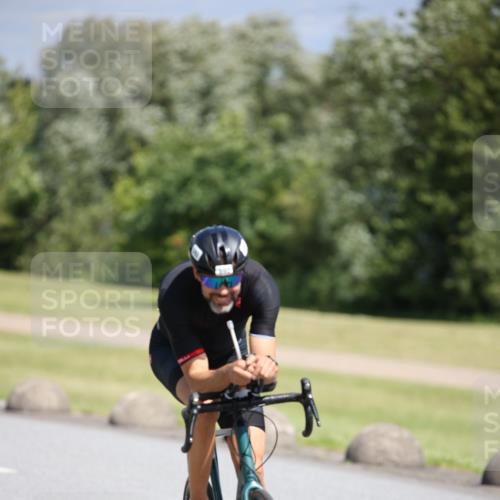 16.06.2024 - 26. Vierlanden-Triathlon Jannik Wohlers http://msf.ph/oto/6304503 16.06.2024 11:40:33 Radfahren 8, 170, 274, 287, 392, 446 meine-sportfotos.de