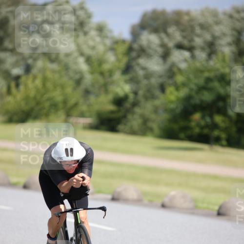 16.06.2024 - 26. Vierlanden-Triathlon Jannik Wohlers http://msf.ph/oto/6304524 16.06.2024 11:40:35 Radfahren 8, 39, 120, 170, 190, 274, 287, 392 meine-sportfotos.de