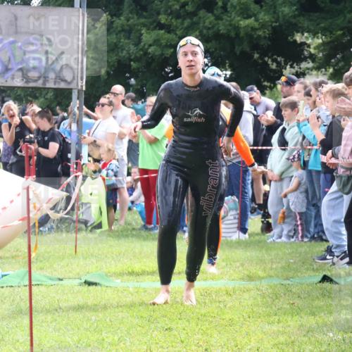 16.06.2024 - 26. Vierlanden-Triathlon Lena Gebhardt http://msf.ph/oto/6304527 16.06.2024 11:18:00 Schwimmen 479, 507, 583, 589, 596, 615, 616, 620, 479, 507, 583, 589, 596, 615, 616, 620 meine-sportfotos.de