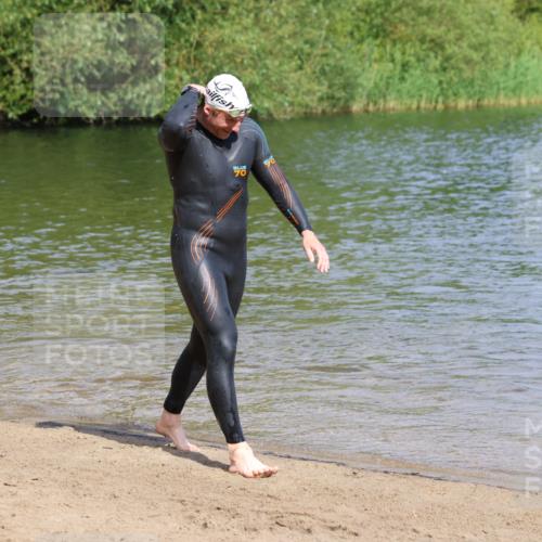 16.06.2024 - 26. Vierlanden-Triathlon Strokosch-Dieckow http://msf.ph/oto/6304587 16.06.2024 09:46:39 Schwimmen 89, 115, 138, 168, 89, 115, 138, 168 meine-sportfotos.de