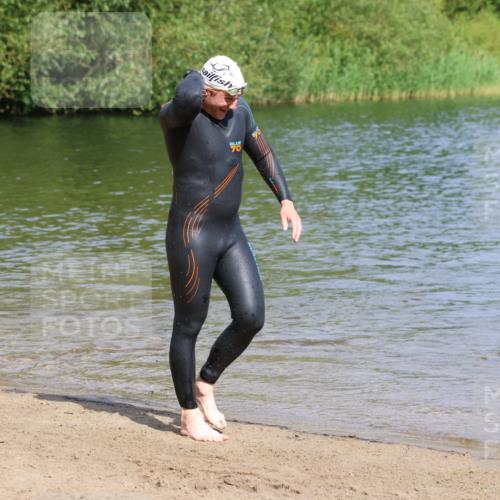 16.06.2024 - 26. Vierlanden-Triathlon Strokosch-Dieckow http://msf.ph/oto/6304623 16.06.2024 09:46:39 Schwimmen 89, 115, 138, 168, 89, 115, 138, 168 meine-sportfotos.de