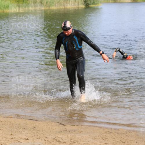 16.06.2024 - 26. Vierlanden-Triathlon Strokosch-Dieckow http://msf.ph/oto/6304682 16.06.2024 09:46:43 Schwimmen 89, 115, 138, 168, 89, 115, 138, 168 meine-sportfotos.de