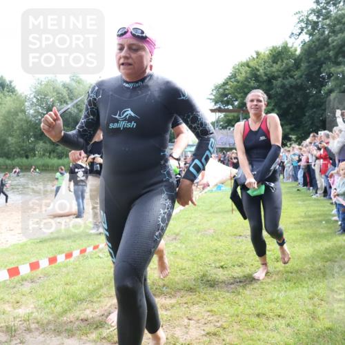 16.06.2024 - 26. Vierlanden-Triathlon Lena Gebhardt http://msf.ph/oto/6304688 16.06.2024 11:18:18 Schwimmen 475, 511, 523, 566, 583, 592, 595, 616, 619, 631, 475, 511, 523, 566, 583, 592, 595, 616, 619, 631 meine-sportfotos.de