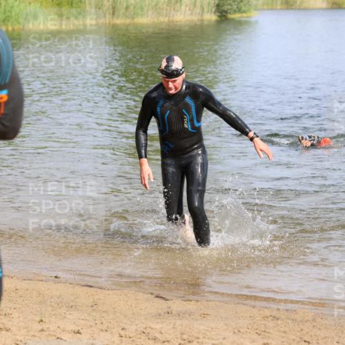 16.06.2024 - 26. Vierlanden-Triathlon Strokosch-Dieckow http://msf.ph/oto/6304719 16.06.2024 09:46:44 Schwimmen 89, 115, 138, 89, 115, 138 meine-sportfotos.de