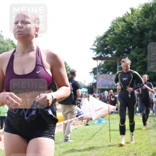 16.06.2024 - 26. Vierlanden-Triathlon Lena Gebhardt http://msf.ph/oto/6304747 16.06.2024 11:18:26 Schwimmen 475, 481, 562, 566, 585, 592, 595, 619, 629, 631, 475, 481, 562, 566, 585, 592, 595, 619, 629, 631 meine-sportfotos.de