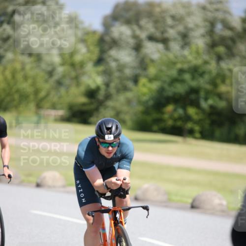 16.06.2024 - 26. Vierlanden-Triathlon Jannik Wohlers http://msf.ph/oto/6304820 16.06.2024 11:40:36 Radfahren 8, 39, 120, 170, 190, 322, 392 meine-sportfotos.de