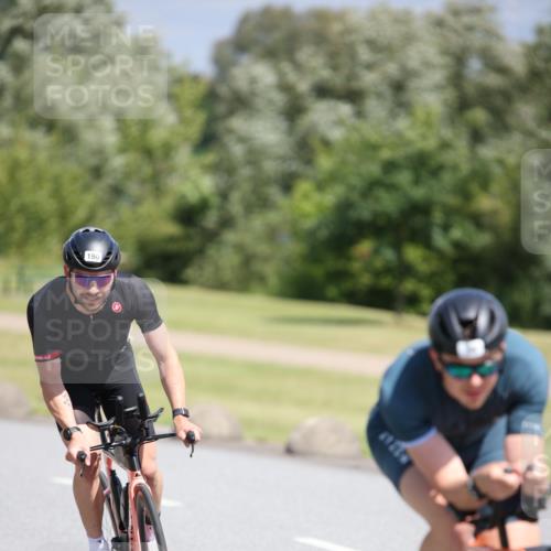 16.06.2024 - 26. Vierlanden-Triathlon Jannik Wohlers http://msf.ph/oto/6304864 16.06.2024 11:40:36 Radfahren 8, 39, 120, 170, 190, 322, 392 meine-sportfotos.de
