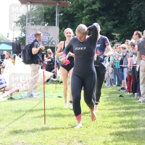 16.06.2024 - 26. Vierlanden-Triathlon Lena Gebhardt http://msf.ph/oto/6304937 16.06.2024 11:18:42 Schwimmen 481, 486, 490, 491, 493, 562, 576, 582, 585, 618, 633, 481, 486, 490, 491, 493, 562, 576, 582, 585, 618, 633 meine-sportfotos.de