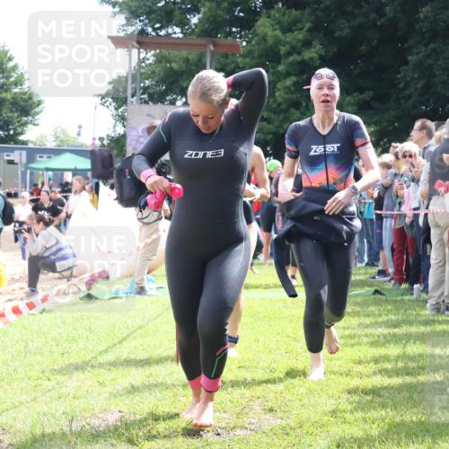 16.06.2024 - 26. Vierlanden-Triathlon Lena Gebhardt http://msf.ph/oto/6304950 16.06.2024 11:18:43 Schwimmen 481, 486, 490, 491, 493, 576, 582, 585, 618, 633, 481, 486, 490, 491, 493, 576, 582, 585, 618, 633 meine-sportfotos.de