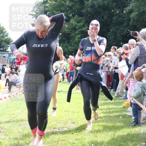 16.06.2024 - 26. Vierlanden-Triathlon Lena Gebhardt http://msf.ph/oto/6304957 16.06.2024 11:18:44 Schwimmen 481, 486, 490, 491, 493, 576, 582, 585, 618, 633, 481, 486, 490, 491, 493, 576, 582, 585, 618, 633 meine-sportfotos.de