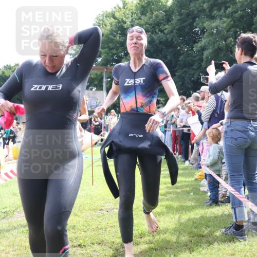 16.06.2024 - 26. Vierlanden-Triathlon Lena Gebhardt http://msf.ph/oto/6304965 16.06.2024 11:18:44 Schwimmen 481, 486, 490, 491, 493, 576, 582, 585, 618, 633, 481, 486, 490, 491, 493, 576, 582, 585, 618, 633 meine-sportfotos.de