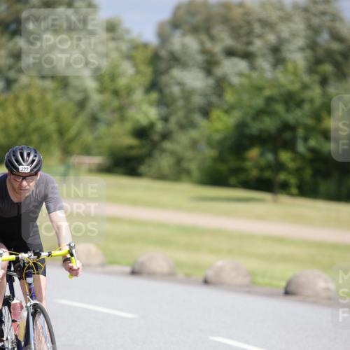 16.06.2024 - 26. Vierlanden-Triathlon Jannik Wohlers http://msf.ph/oto/6304998 16.06.2024 11:40:37 Radfahren 8, 39, 120, 170, 190, 322, 392, 472 meine-sportfotos.de