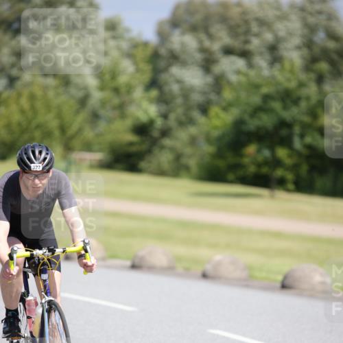 16.06.2024 - 26. Vierlanden-Triathlon Jannik Wohlers http://msf.ph/oto/6305001 16.06.2024 11:40:37 Radfahren 8, 39, 120, 170, 190, 322, 392, 472 meine-sportfotos.de