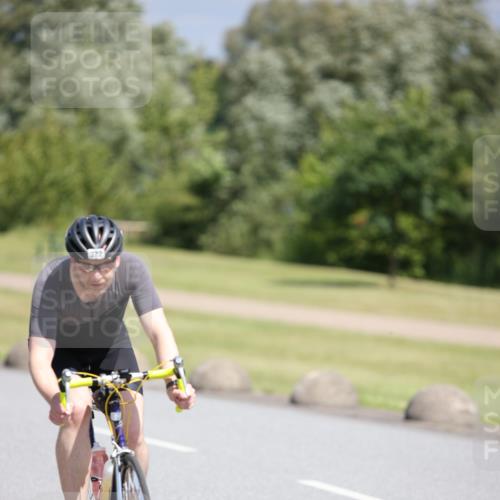 16.06.2024 - 26. Vierlanden-Triathlon Jannik Wohlers http://msf.ph/oto/6305012 16.06.2024 11:40:38 Radfahren 8, 39, 120, 170, 190, 231, 322, 392, 472 meine-sportfotos.de