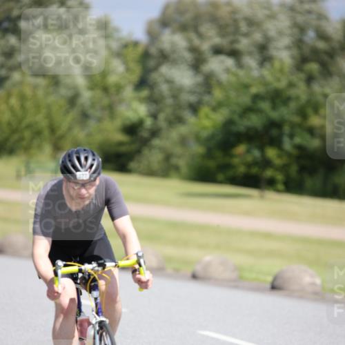 16.06.2024 - 26. Vierlanden-Triathlon Jannik Wohlers http://msf.ph/oto/6305020 16.06.2024 11:40:38 Radfahren 8, 39, 120, 170, 190, 231, 322, 392, 472 meine-sportfotos.de