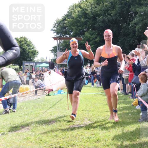 16.06.2024 - 26. Vierlanden-Triathlon Lena Gebhardt http://msf.ph/oto/6305065 16.06.2024 11:18:57 Schwimmen 529, 565, 576, 598, 618, 633, 529, 565, 576, 598, 618, 633 meine-sportfotos.de