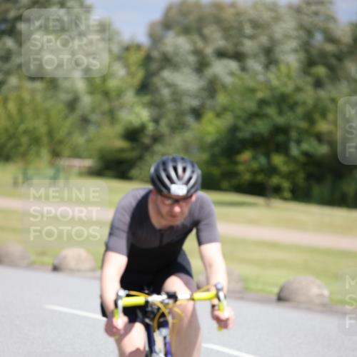 16.06.2024 - 26. Vierlanden-Triathlon Jannik Wohlers http://msf.ph/oto/6305092 16.06.2024 11:40:38 Radfahren 8, 39, 120, 170, 190, 231, 322, 392, 472 meine-sportfotos.de