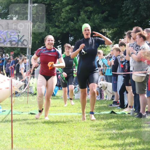 16.06.2024 - 26. Vierlanden-Triathlon Lena Gebhardt http://msf.ph/oto/6305093 16.06.2024 11:19:02 Schwimmen 529, 565, 578, 598, 612, 630, 529, 565, 578, 598, 612, 630 meine-sportfotos.de