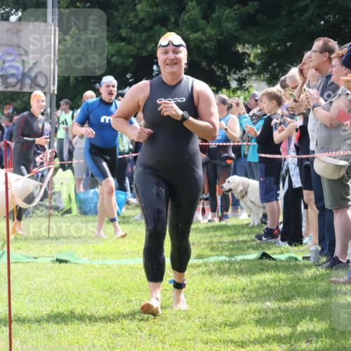 16.06.2024 - 26. Vierlanden-Triathlon Lena Gebhardt http://msf.ph/oto/6305163 16.06.2024 11:19:13 Schwimmen 557, 578, 612, 630, 557, 578, 612, 630 meine-sportfotos.de
