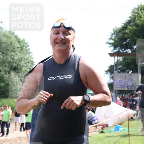 16.06.2024 - 26. Vierlanden-Triathlon Lena Gebhardt http://msf.ph/oto/6305191 16.06.2024 11:19:16 Schwimmen 557, 578, 612, 630, 557, 578, 612, 630 meine-sportfotos.de