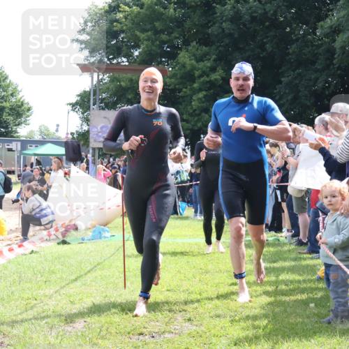 16.06.2024 - 26. Vierlanden-Triathlon Lena Gebhardt http://msf.ph/oto/6305210 16.06.2024 11:19:18 Schwimmen 557, 578, 612, 630, 557, 578, 612, 630 meine-sportfotos.de